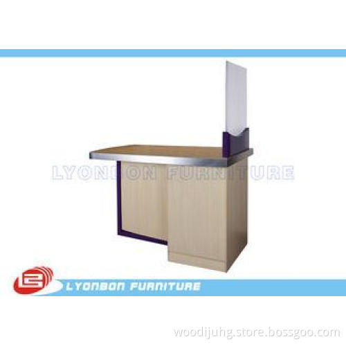 OEM MDF Melamine Finished Shop Cash Counter Table , 1600mm